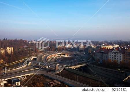Multi-level road interchange Multi-level road interchange 9219181