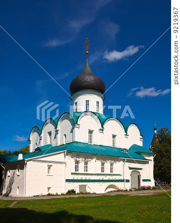 Trinity Cathedral in Monastery, Aleksandrov Trinity Cathedral in Monastery, Aleksandrov 9219367