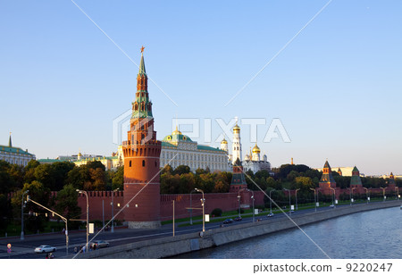 Moscow Kremlin in sunset 9220247