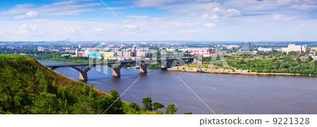 View of Nizhny Novgorod with Molitovsky bridge 9221328