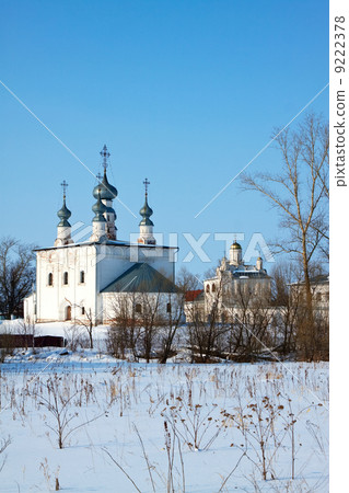 churches at Suzdal in winter 9222378