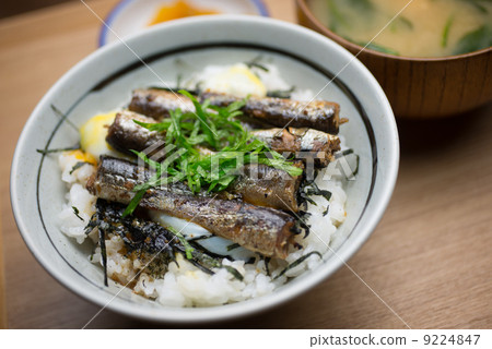 油沙丁魚碗 9224847