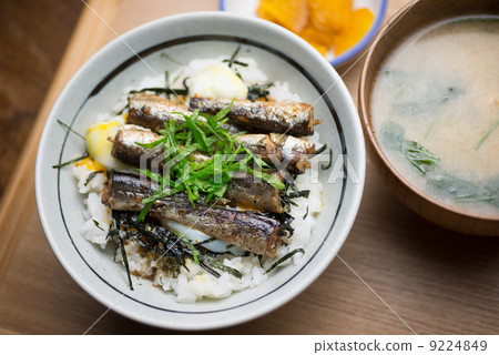 油沙丁魚碗 9224849