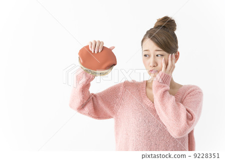 一個錢包錢包的女人 一個錢包錢包的女人 9228351