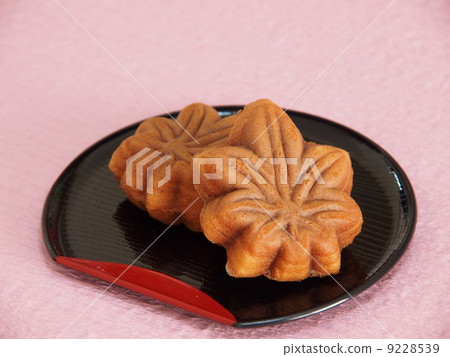 Momiji Manju Momiji Manju 9228539