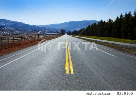 straight highway straight highway 9229100
