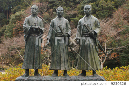 Yamagata Arimoto, Kido Takanobu, Ito Hirobumi's statue 9230826