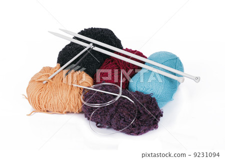 knitting yarn and knitting needles knitting yarn and knitting needles 9231094