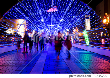 多摩中心照明光隧道 多摩中心照明光隧道 9235202