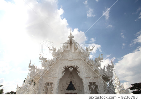 wat rong khun temple 9236793