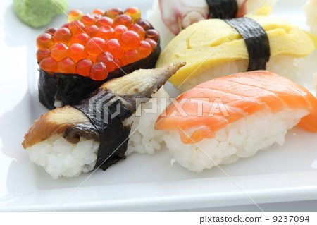 Sushi set in white background Sushi set in white background 9237094