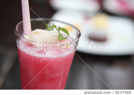 fruit juice 9237488