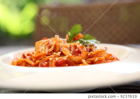 spaghetti with seafood spaghetti with seafood 9237619