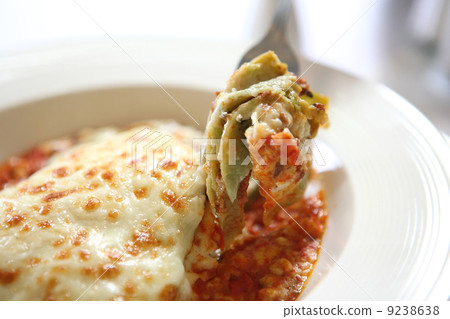 Meat and Cheese Lasagna Meat and Cheese Lasagna 9238638