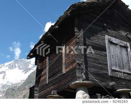 瑞士的小屋 9240265