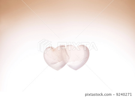 Two hearts overlapping Heart image material 9240271