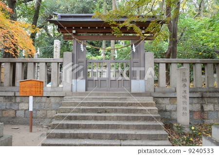 Historic site · Masanari Kusunoki public fighting place (Minatogawa shrine / Hyogo kobe city Chuo-ku Higher distribution) Historic site · Masanari Kusunoki public fighting place (Minatogawa shrine / Hyogo kobe city Chuo-ku Higher distribution) 9240533