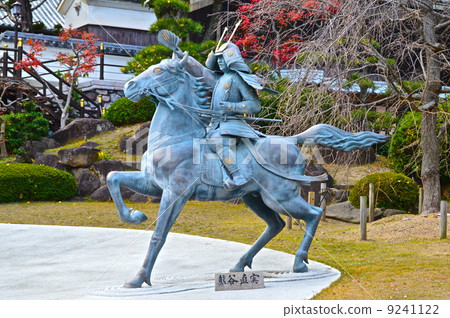 Kimitani Jiro直馬雕像（Genpei花園·Sumadera /兵庫縣神戶市Suma Ward Sumadera鎮） 9241122
