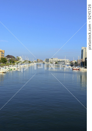 Kencho Pier (Tokushima Prefectural Office and Shinmachigawa Yacht Harbor) [Landscape of Tokushima] 9245726