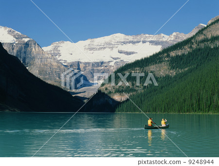 Lake Louise 9248944