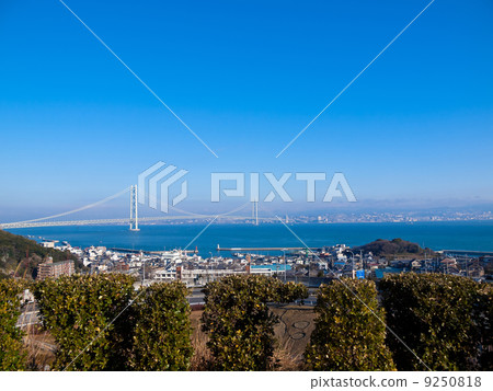 從淡路島看到的明石海峽大橋 9250818