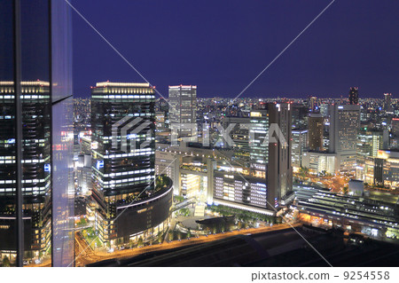 Night view around Osaka station 9254558