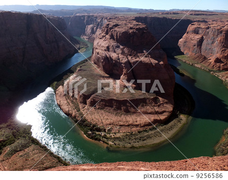 馬蹄彎美國 9256586