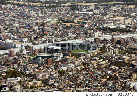 在甲子園體育場附近的航拍照片 9259343