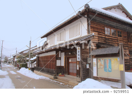 一個有雪域景觀的城堡小鎮,Izushi的街道“Iruki歷史博物館和復古街” 一個有雪域景觀的城堡小鎮,Izushi的街道“Iruki歷史博物館和復古街” 9259951