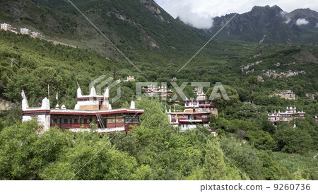 Jiaju Tibetan Village 9260736