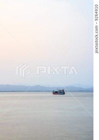 fishing bont in the sea fishing bont in the sea 9264910