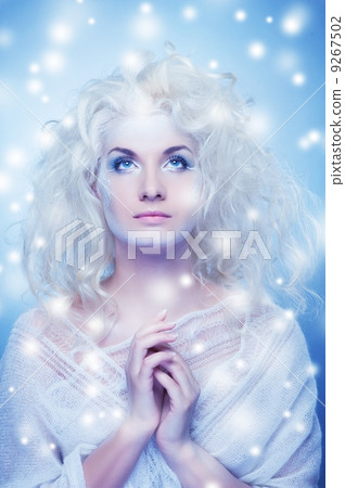Snow queen. 9267502