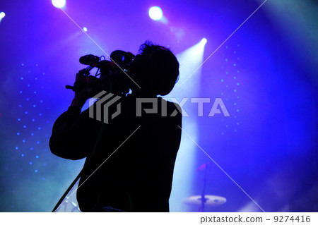 filming taping live concert 9274416
