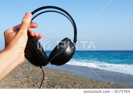 Headphones 9275769