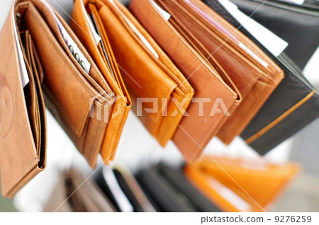 Wallets display 9276259