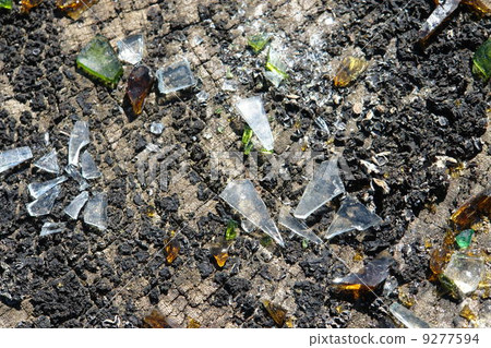 Broken Glass 9277594