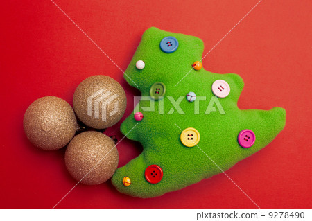 Toy Christmas Tree On Red Background Toy Christmas Tree On Red Background 9278490