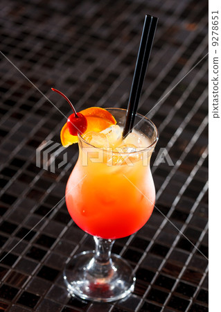cocktail in the bar 9278651