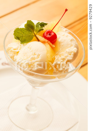 ice cream with fruits ice cream with fruits 9279429