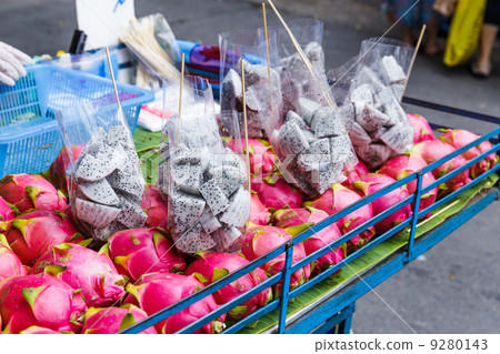 Dragon fruit on market stand 9280143