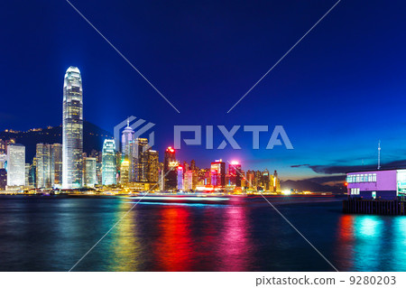 Hong Kong skyline at night 9280203