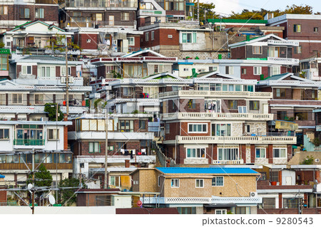 Seoul residential area 9280543