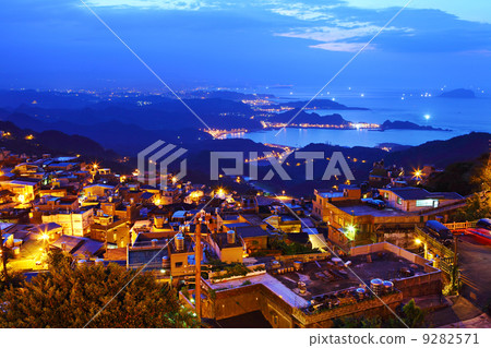 jiu fen village at night, in Taiwan 9282571