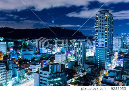 Urban city in Seoul 9282953