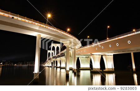 Sai Van bridge in Macau Sai Van bridge in Macau 9283003