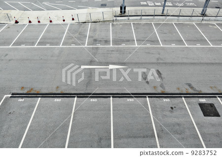 car park 9283752
