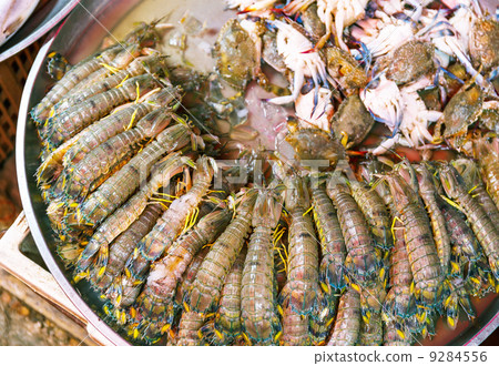 Fresh seafood in the wet market 9284556