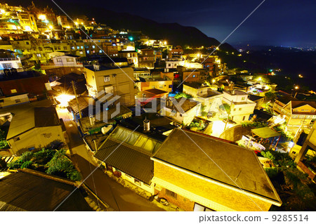 Taiwan village at night, Jiufen 9285514