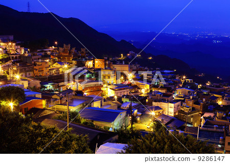 jiu fen village at night, in Taiwan 9286147