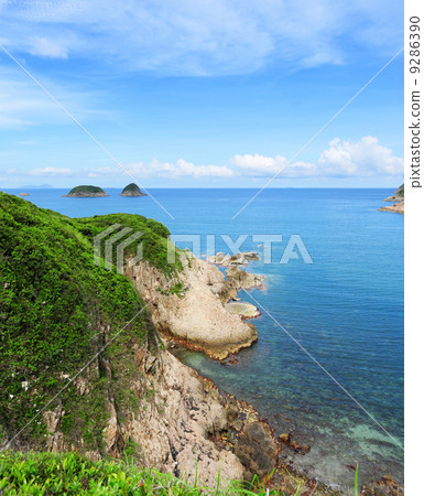 Island and ocean Island and ocean 9286390